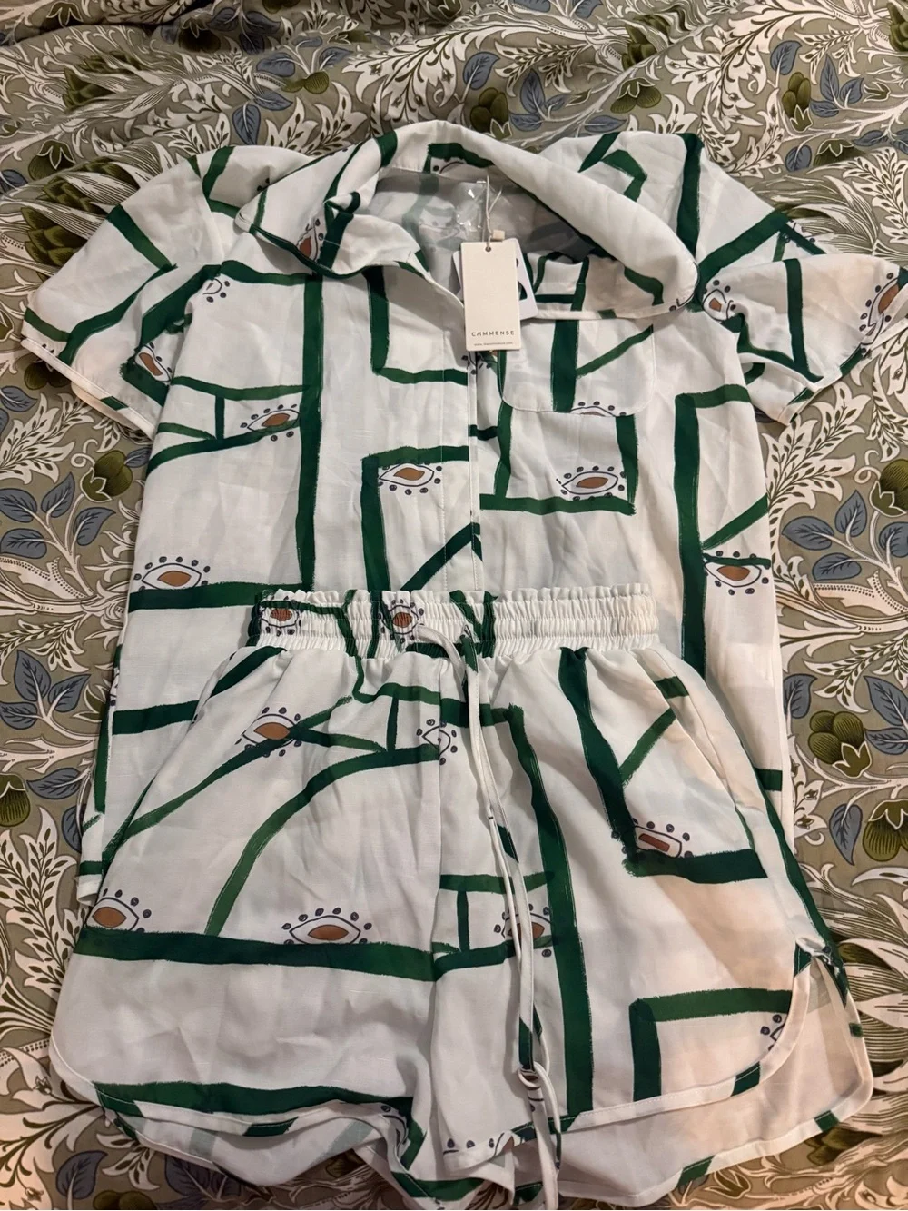 Commense White and Green Printed Two-Piece Relaxed Shirt + Shorts Set XS